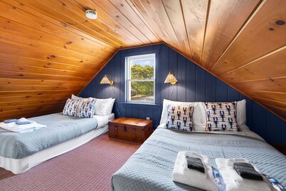 Lobster Trap Getaway - 5-Min Walk to the Beach
