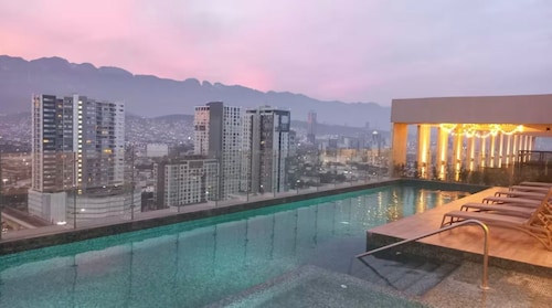 Modern apartment near Fundidora and downtown Monterrey.