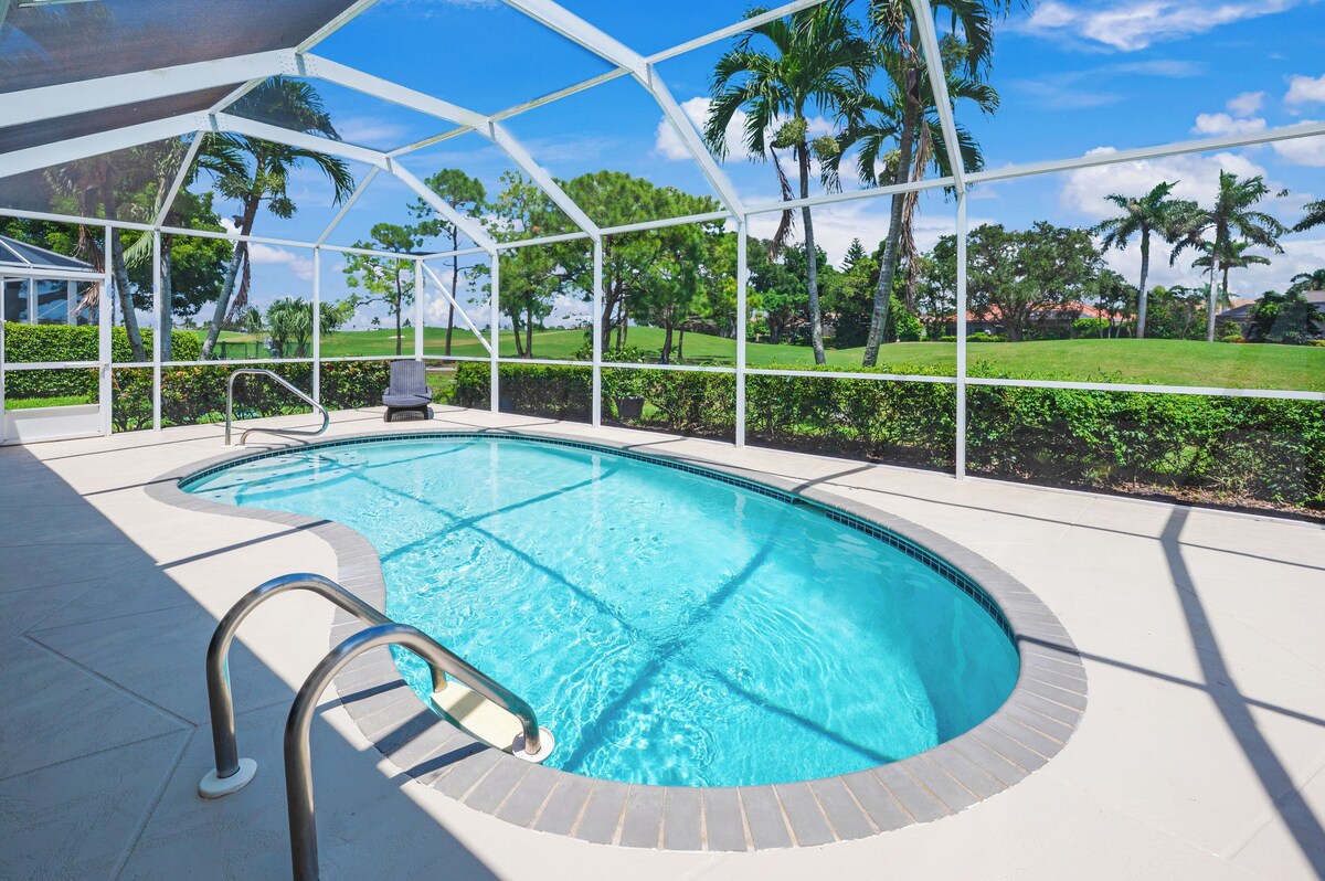Photo 2 of Updated 3-bedroom house in Lely Resort, with private pool and golf course view.