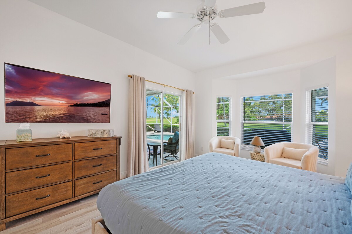 Photo 14 of Updated 3-bedroom house in Lely Resort, with private pool and golf course view.