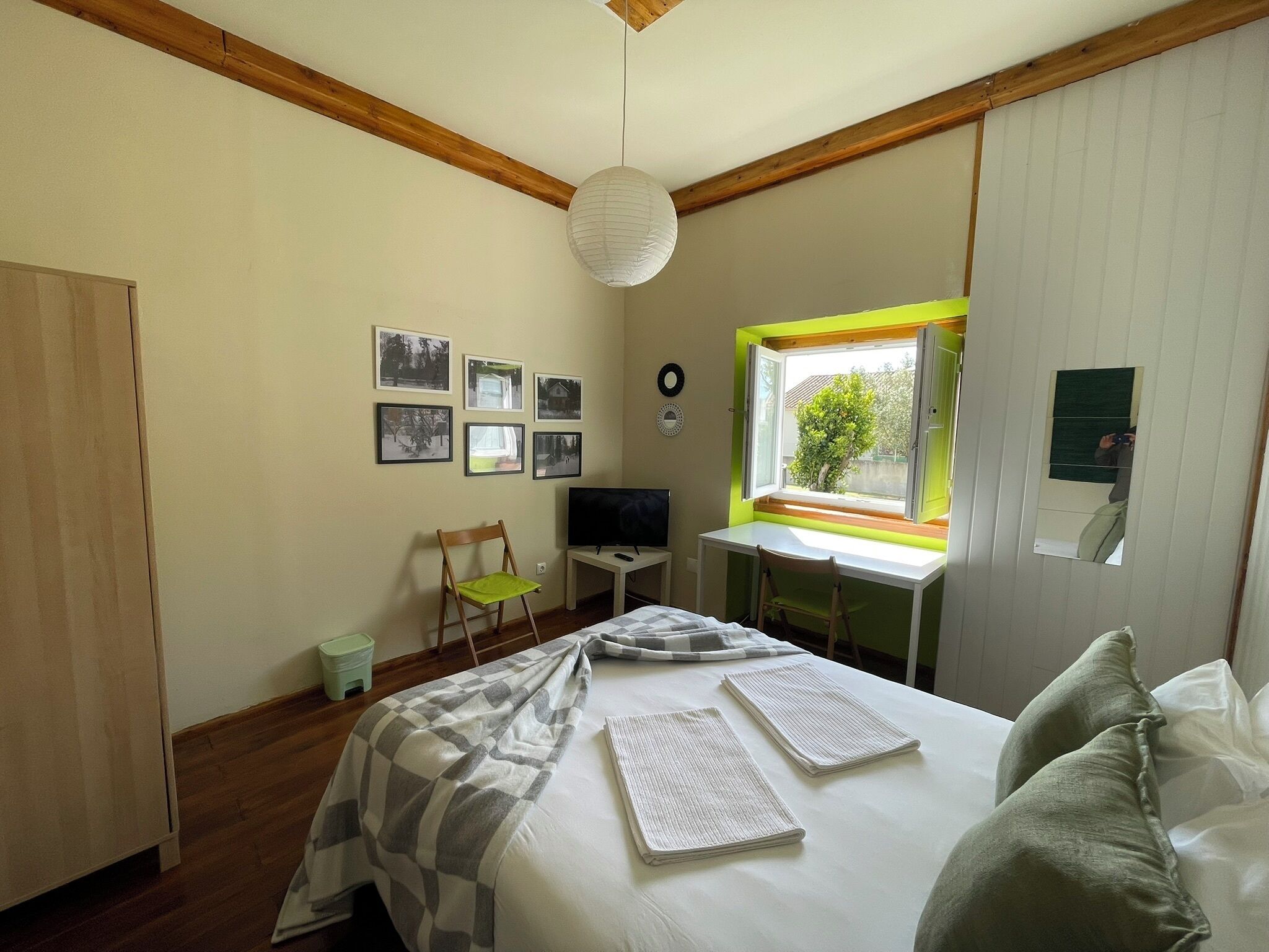 Chambre double | Bureau, accès au Wi-Fi (inclus), literie fournie