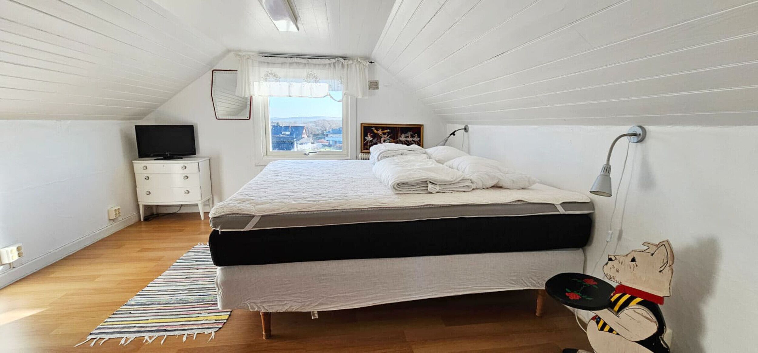4 bedrooms, free WiFi