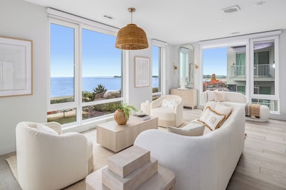 Designer Oceanfront Retreat Featured in Architectural Digest ☀ Steps from Beach