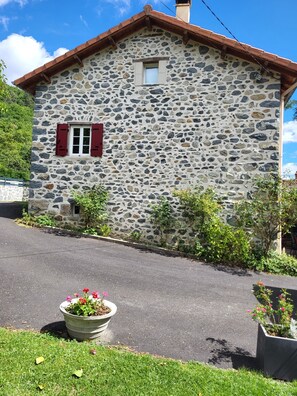 Exterior - Maison chez Lilie (Vorey)