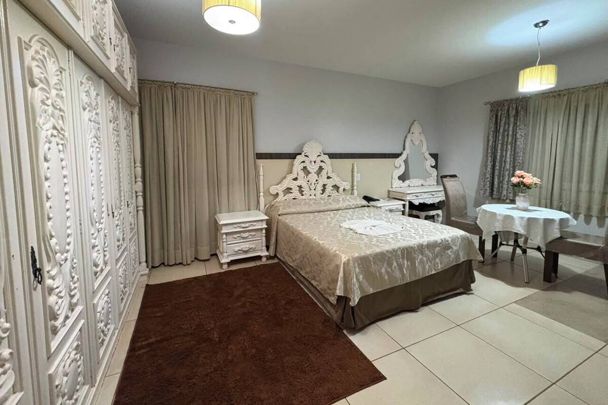 Superior Suite | Minibar, desk, laptop workspace, blackout curtains