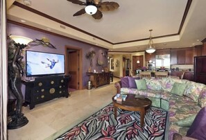 TV, DVD player, offices - Beach club access, pool, Complex on A-bay, Private (Waikoloa Village)
