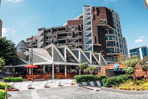 City getaway apartment in charming City of Guatemala with fitness room, WiFi