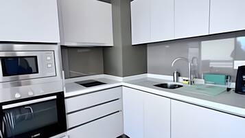 Căn hộ tiện nghi đơn giản | Bếp riêng