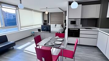 Comfort Apartment | Dining