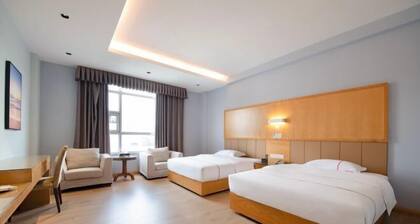 Yangjiang Jinrui Business Hotel