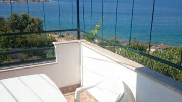 Apartment (Two-Bedroom Apartment With Terrace An) | Balcony