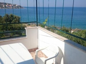 Apartment (Two-Bedroom Apartment With Terrace An) | Balcony