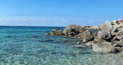 Ma paillote a LOZARI 6/8 pers sea view with swimming pool