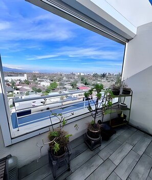 Comfort Apartment | Interior - En Los Dominicos, con azotea, 1D (Santiago)