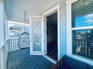 Terrace/patio - Spacious house in Panama City Beach w/ game room & rooftop deck. Walk to Beach! (Panama City Beach)