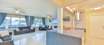 3-bedroom house in awesome Fort Lauderdale with AC, WiFi