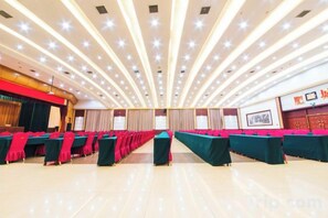 Unclassified image, 3 of 61, button - Taixi Hotel (Feicheng)