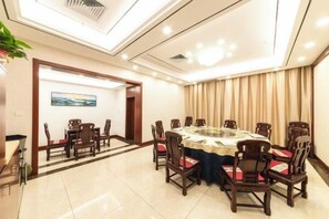 Unclassified image, 5 of 61, button - Taixi Hotel (Feicheng)