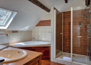 Shower, free toiletries, towels - Geoffroy, sublime duplex à proximité de la place du vieux marché (Rouen)