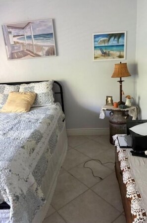 2 quartos, ferros/tábuas de passar roupa, Wi-Fi, roupa de cama