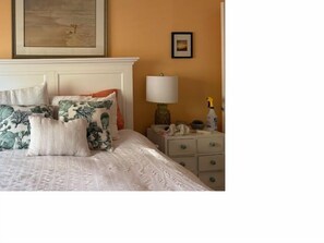 2 bedrooms, iron/ironing board, WiFi, bed sheets - Charming 2-bedroom villa in  Glades Golf and Country Club in Naples FL (Naples)