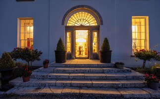 Fachada da propriedade