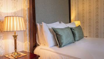 Deluxe Double Room, Garden View