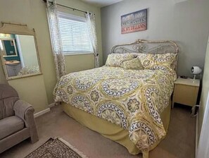 5 habitaciones, escritorio, wifi gratis y ropa de cama 