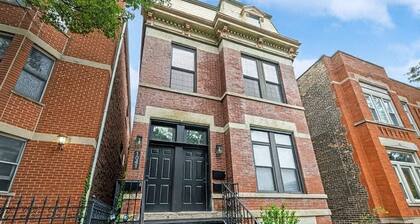 Spacious 2BR - 10 mins from Downtown