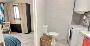 Shower, hair dryer, towels - Le Brulis - LE MENE - Gîte (LE MENE)