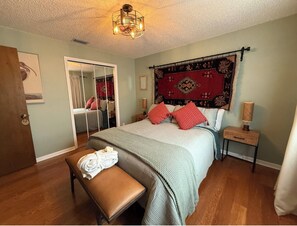 3 dormitorios, escritorio, cuna de viaje y wifi