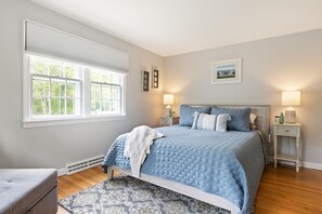 2 bedrooms, free WiFi, bed sheets - Newly Renovated Hyannis Home w/ Fire Pit & Yard (Hyannis)