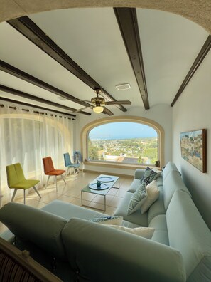 TV connectée, cheminée