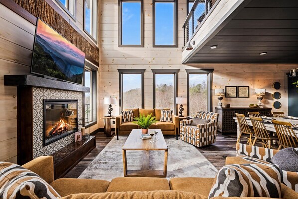 Smart-TV, Kamin, Arbeitsbereiche