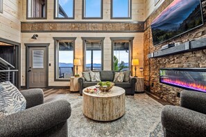 Smart TV, fireplace, offices - Best View|Pool Table|Theater|Indr Pool|Games (Sevierville)