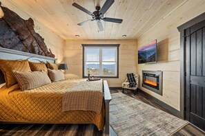 5 bedrooms, desk, free WiFi, bed sheets - Best View|Pool Table|Theater|Indr Pool|Games (Sevierville)