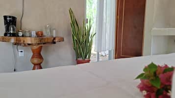 Comfort Cabin, 1 Queen Bed, Patio, Courtyard View | 2 bedrooms, blackout curtains, free WiFi