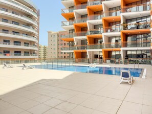 Pool - Stylish Studio with Pool View in Silicon Oasis (Dubai)