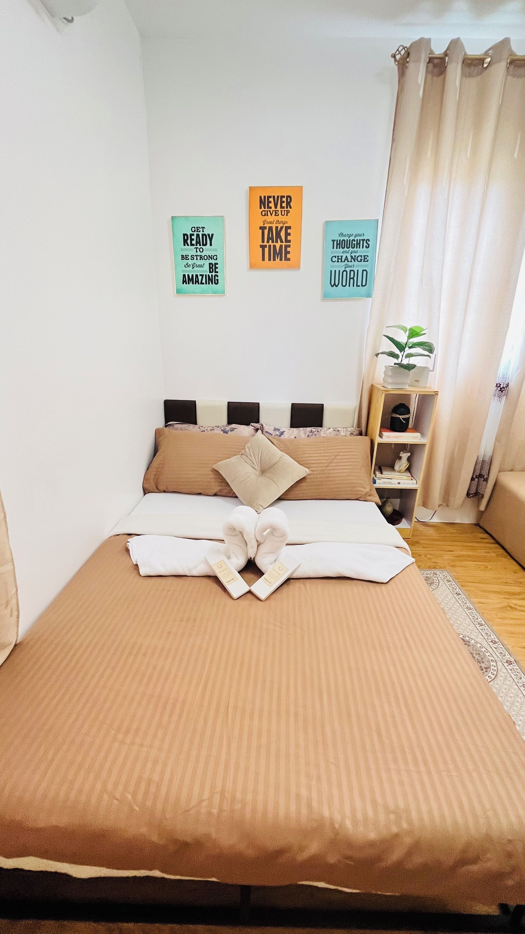 2 bedrooms, WiFi, bed sheets