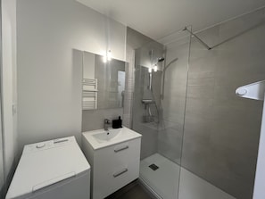 Dusche, Haartrockner