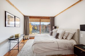 2 bedrooms, iron/ironing board, Internet, bed sheets - Sport Club Residences by Mrs Miggins 08 (Crans-Montana)