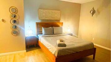 1 bedroom, iron/ironing board, WiFi, bed sheets