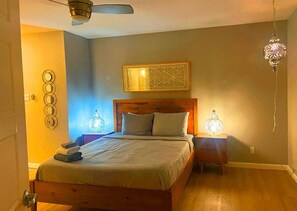 1 chambre, fer et planche à repasser, Wi-Fi, draps fournis