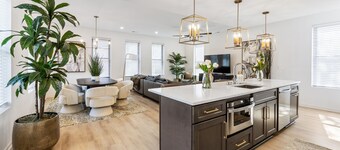 The Highline - Downtown Rooftop Escape