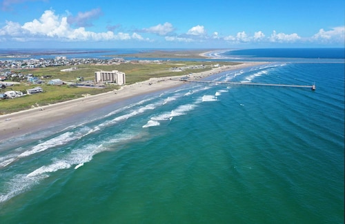 Sleeps 10 Two Condos. Pet-friendly + Beach Access