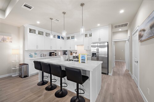 Brand new 4 Bed 3 Bath house on Galveston Island 2 balconies w/ ocean/Bay view.