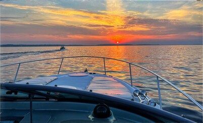 Coastal Living in the heart of St. Ignace.