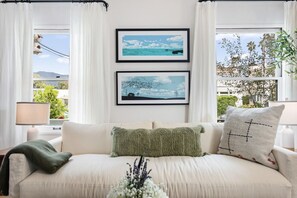 Smart TV, stereo - The Marlowe Garden Suite (Santa Barbara)