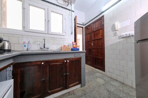 Refrigerador, horno, parrilla de estufa y lavavajillas 