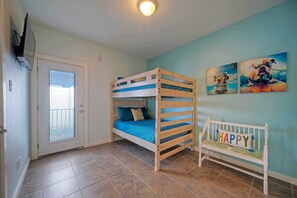 單棟房屋 (Multiple Bedrooms) | 內部
